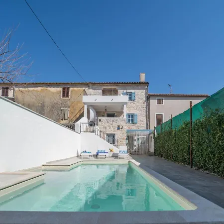 Caterina By Interhome Fiorini